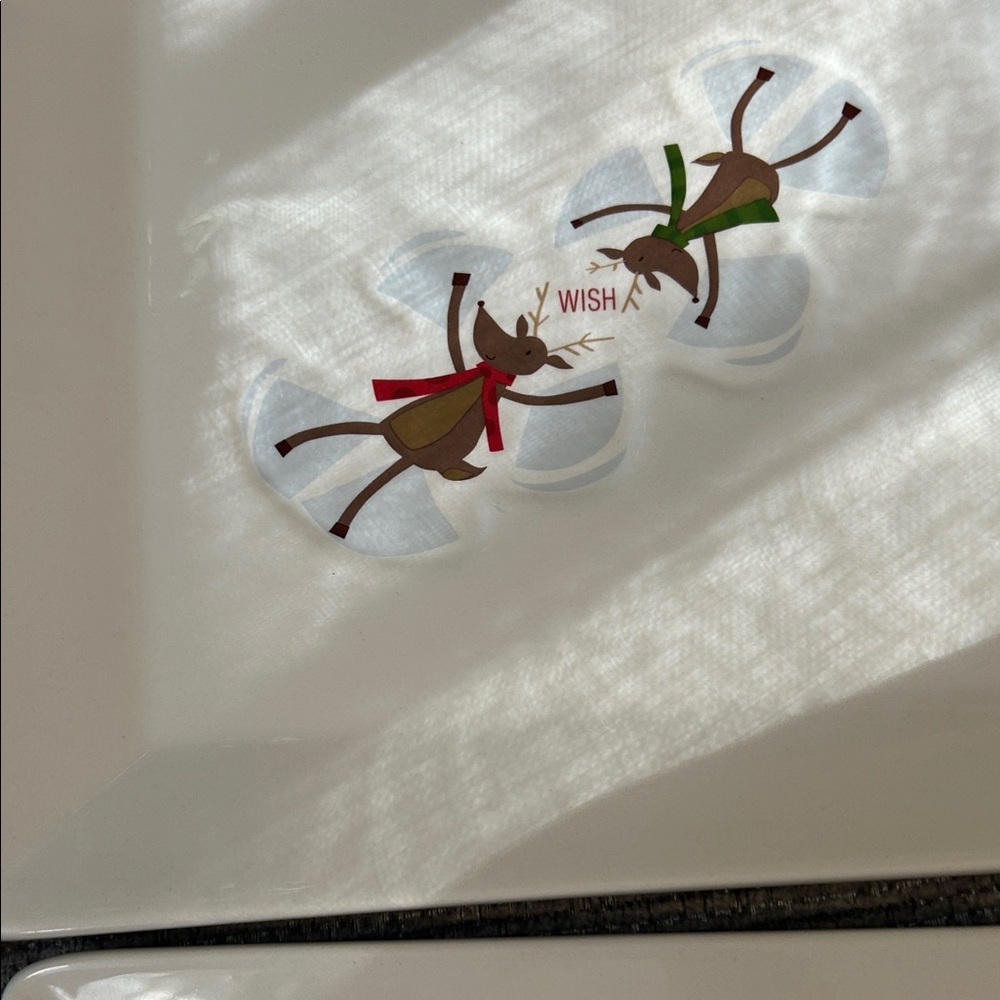 St. Nicholas Square Reindeer Cheer Plates Set - Picture 4 of 4